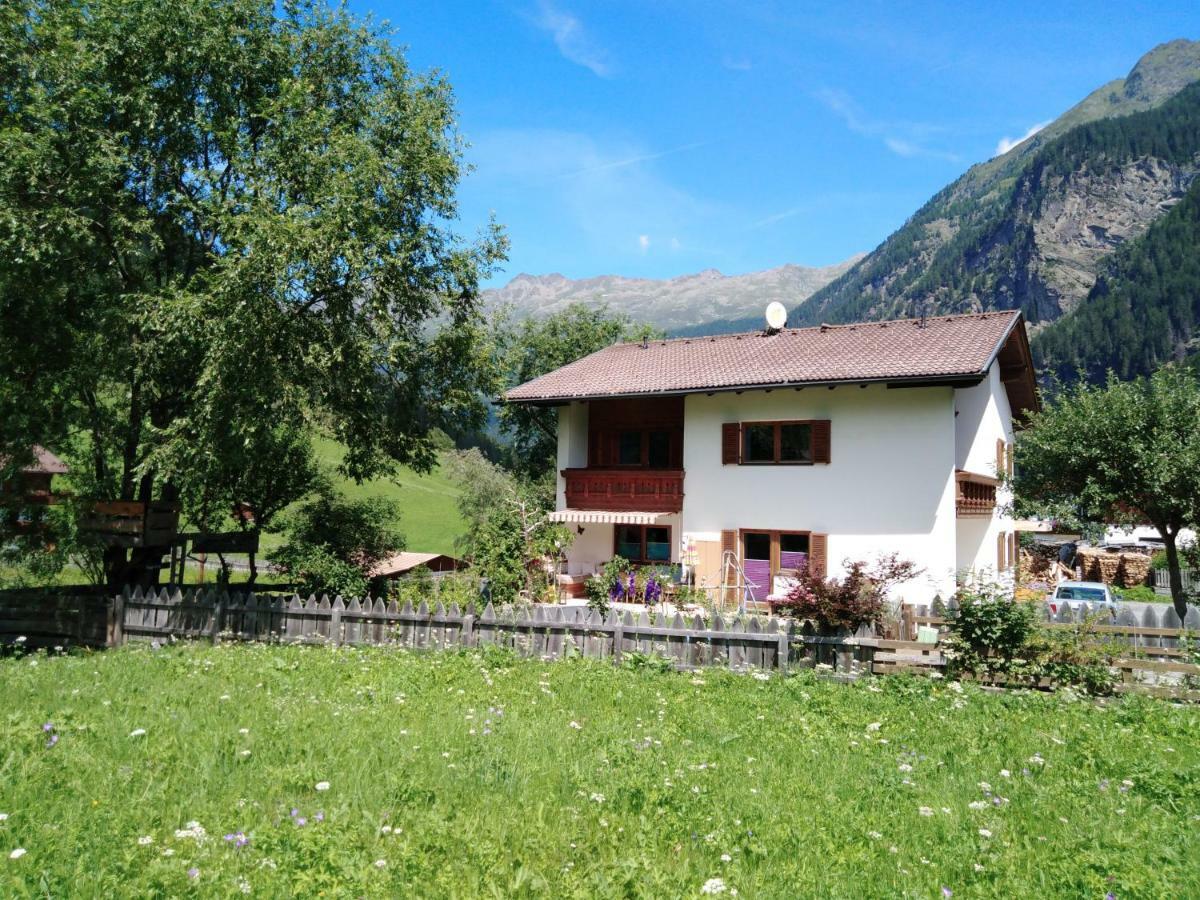 Haus Am Rechten Fleck カウナータール エクステリア 写真