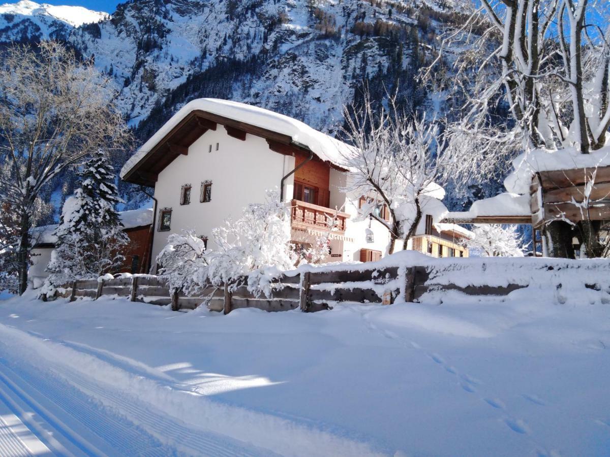 Haus Am Rechten Fleck カウナータール エクステリア 写真